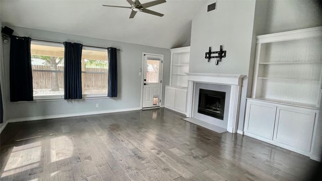 2605 Oakwood Glen DR, Cedar Park, TX 78613