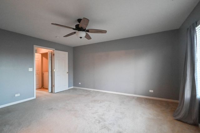 105 Station Park Circle, Grayslake, IL 60030