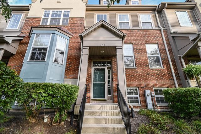 105 Station Park Circle, Grayslake, IL 60030