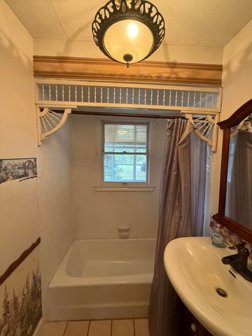 368 S 600 W, Hebron, IN 46341