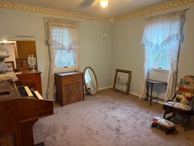 368 S 600 W, Hebron, IN 46341