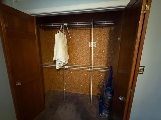 368 S 600 W, Hebron, IN 46341