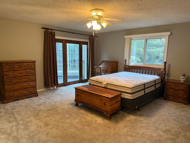 368 S 600 W, Hebron, IN 46341