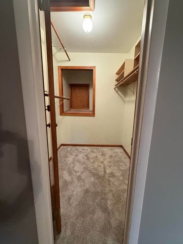 368 S 600 W, Hebron, IN 46341