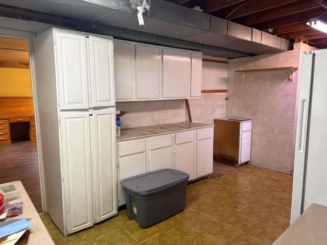 368 S 600 W, Hebron, IN 46341