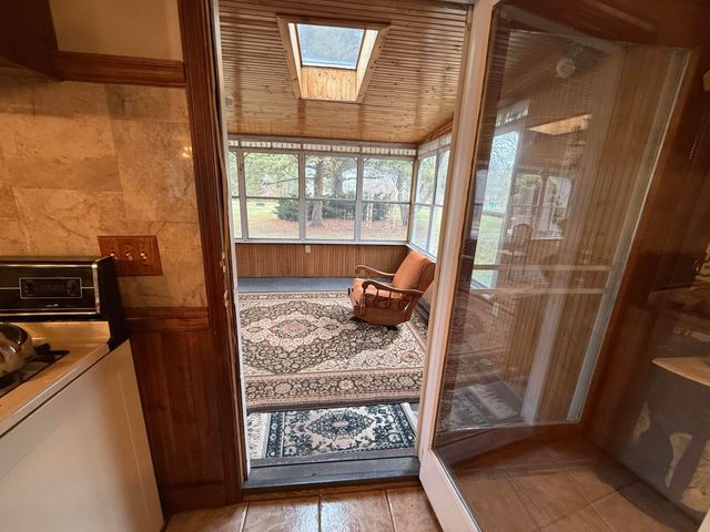 368 S 600 W, Hebron, IN 46341