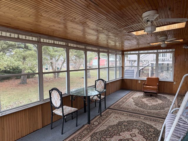 368 S 600 W, Hebron, IN 46341