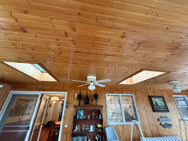 368 S 600 W, Hebron, IN 46341