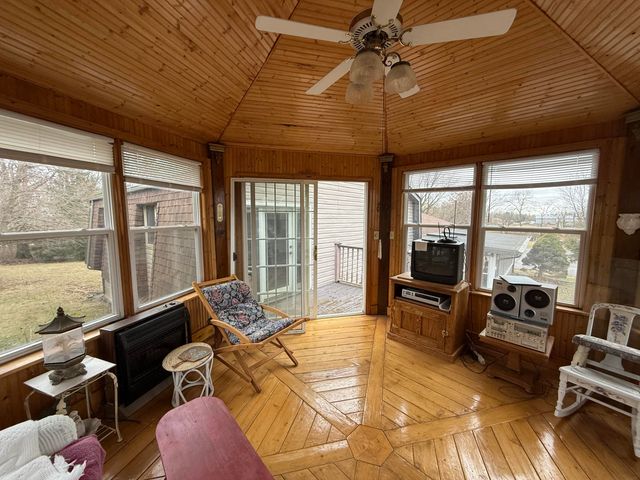 368 S 600 W, Hebron, IN 46341