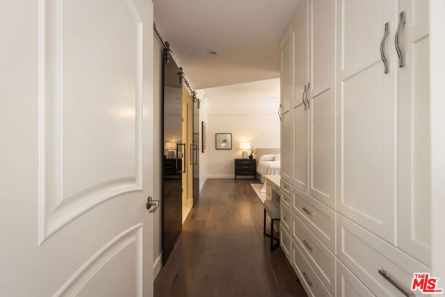 4460 Wilshire Boulevard 207, Los Angeles, CA 90010