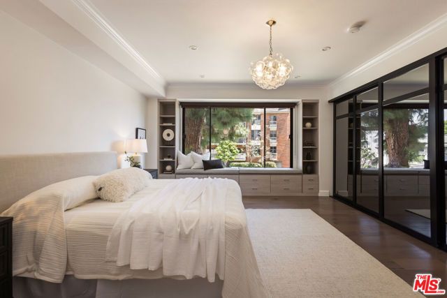 4460 Wilshire Boulevard 207, Los Angeles, CA 90010