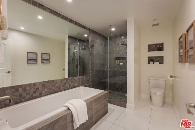 4460 Wilshire Boulevard 207, Los Angeles, CA 90010
