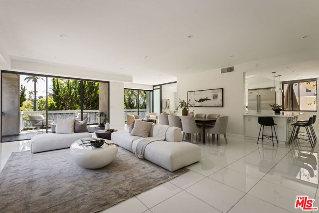 4460 Wilshire Boulevard 207, Los Angeles, CA 90010