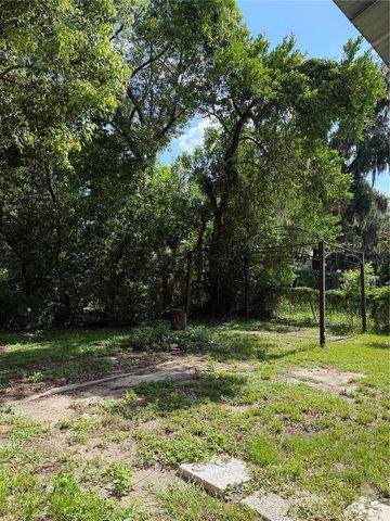 1505 N ORANGE STREET, Plant City, FL 33563