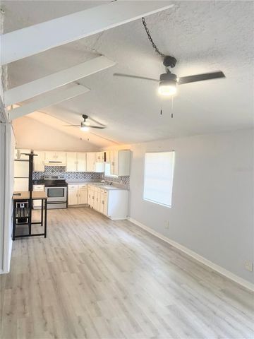 1505 N ORANGE STREET, Plant City, FL 33563