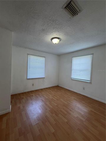 1505 N ORANGE STREET, Plant City, FL 33563