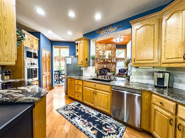 59 Cabin Run Lane, Murphy, NC 28906