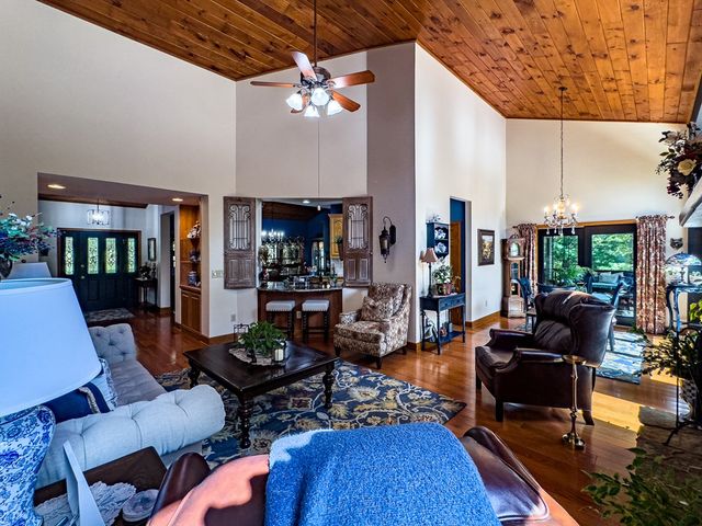 59 Cabin Run Lane, Murphy, NC 28906