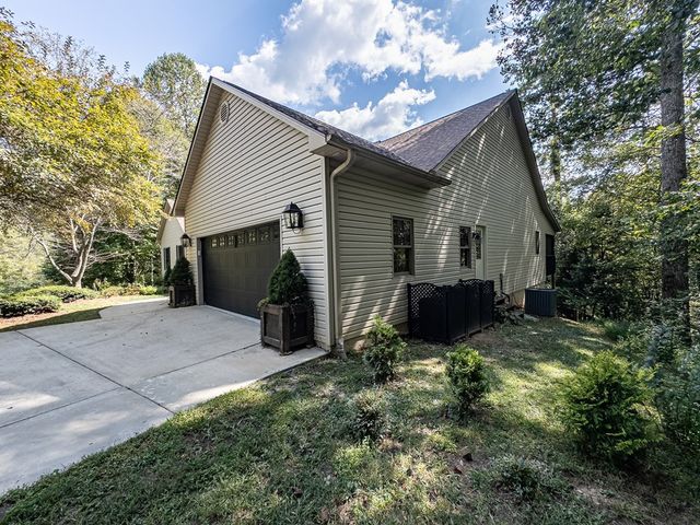 59 Cabin Run Lane, Murphy, NC 28906
