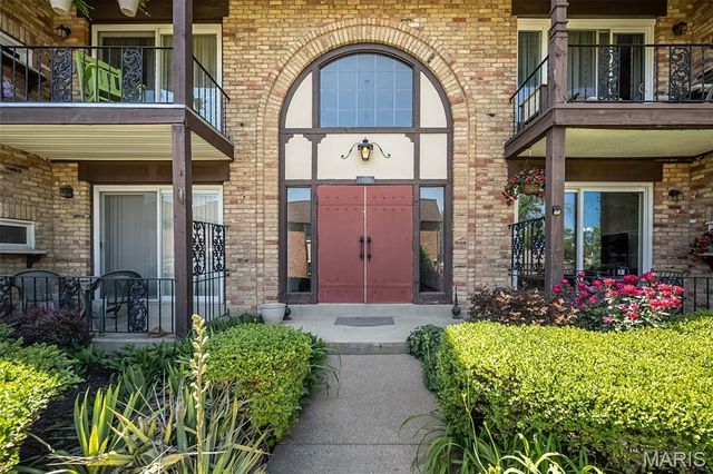 11816 Cresta Verde Drive D, St Louis, MO 63146