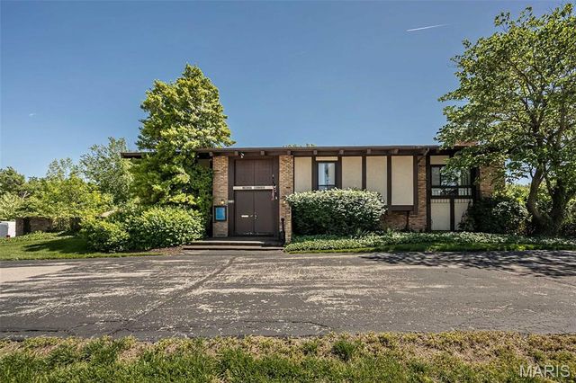 11816 Cresta Verde Drive D, St Louis, MO 63146