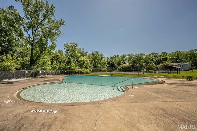 11816 Cresta Verde Drive D, St Louis, MO 63146