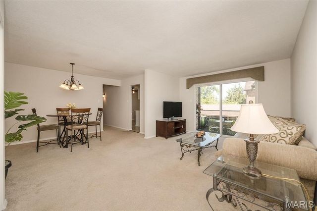 11816 Cresta Verde Drive D, St Louis, MO 63146
