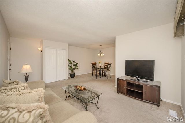 11816 Cresta Verde Drive D, St Louis, MO 63146