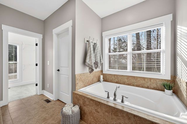 4852 Ash Hill Rd, Spring Hill, TN 37174