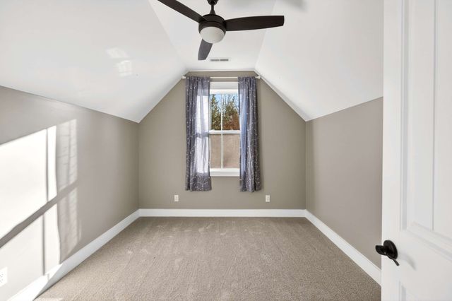 4852 Ash Hill Rd, Spring Hill, TN 37174