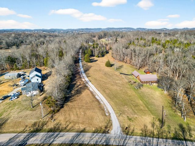 4852 Ash Hill Rd, Spring Hill, TN 37174