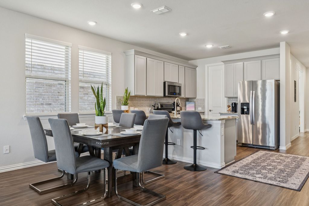 2015 Tawakoni Drive, Irving, TX 75062