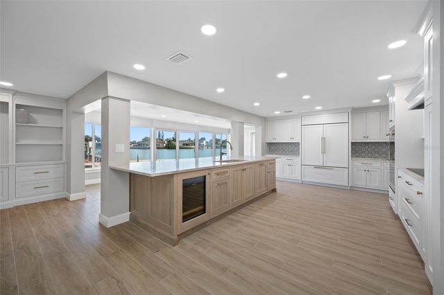 6331 4TH PALM POINT, St Pete Beach, FL 33706