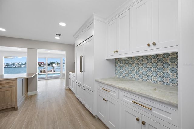 6331 4TH PALM POINT, St Pete Beach, FL 33706