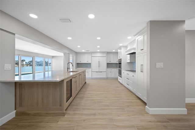 6331 4TH PALM POINT, St Pete Beach, FL 33706