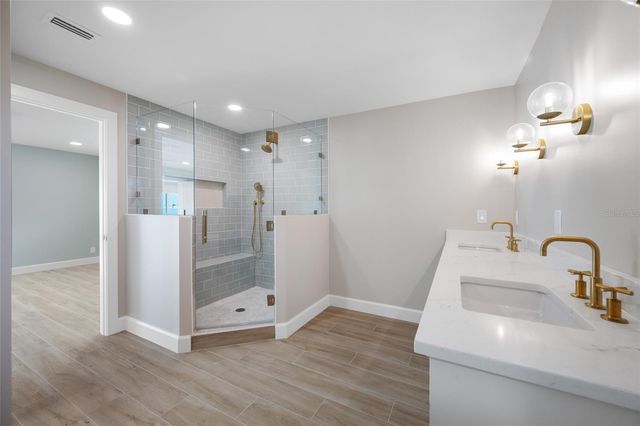 6331 4TH PALM POINT, St Pete Beach, FL 33706