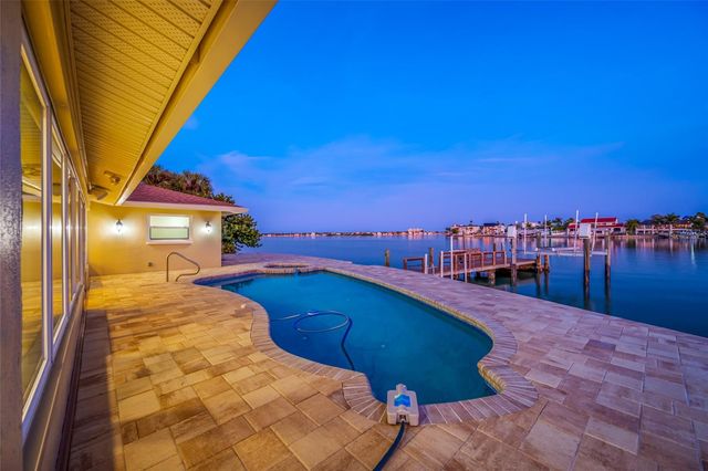 6331 4TH PALM POINT, St Pete Beach, FL 33706