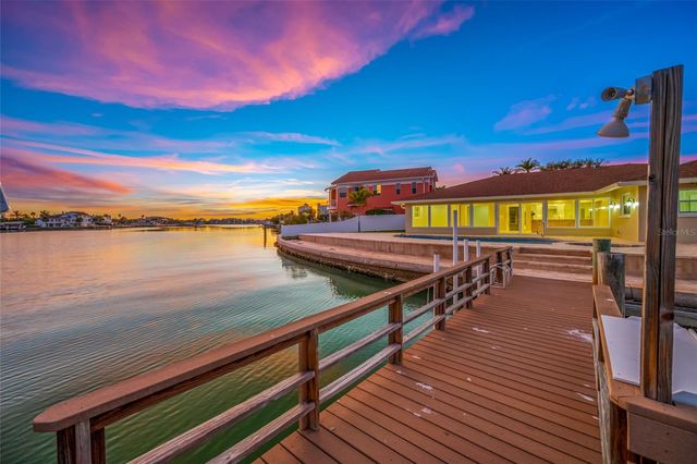 6331 4TH PALM POINT, St Pete Beach, FL 33706