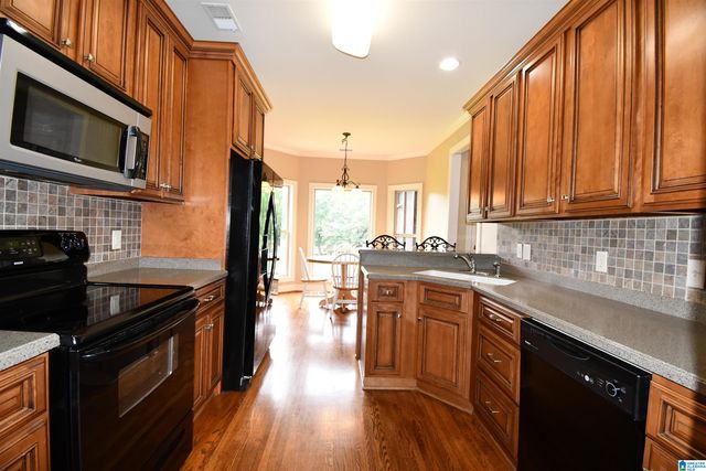 78 VILLAGE TRACE DRIVE, Springville, AL 35146