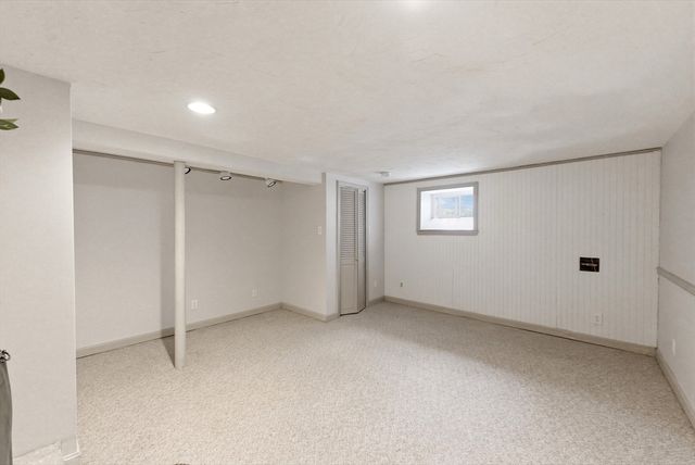 770 Rocky Hill Rd, Plymouth, MA 02360