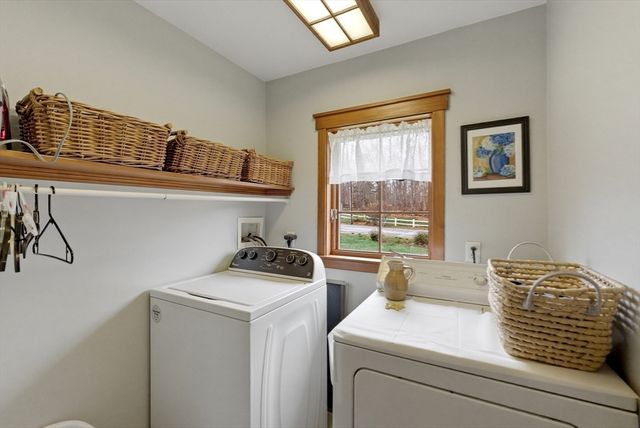 770 Rocky Hill Rd, Plymouth, MA 02360