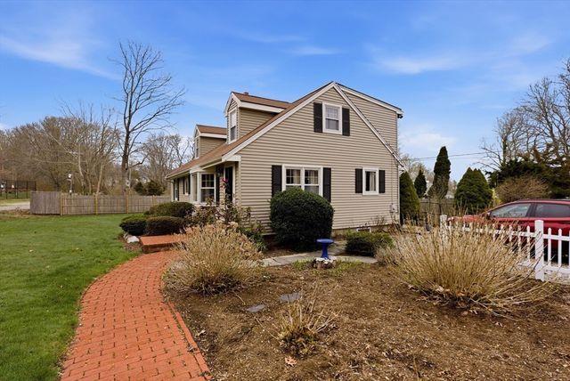 770 Rocky Hill Rd, Plymouth, MA 02360