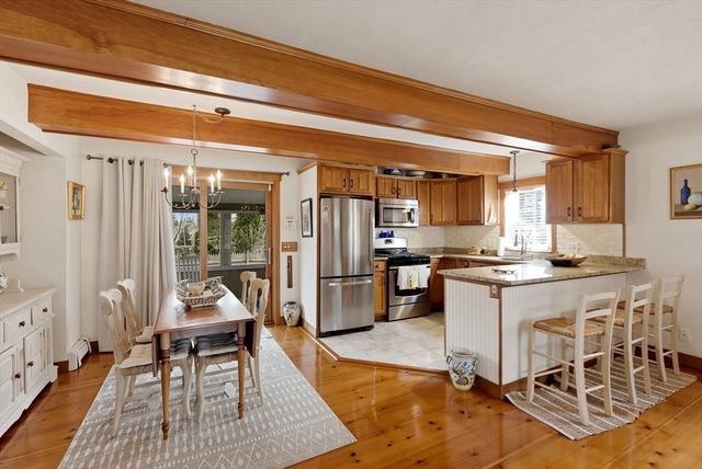 770 Rocky Hill Rd, Plymouth, MA 02360