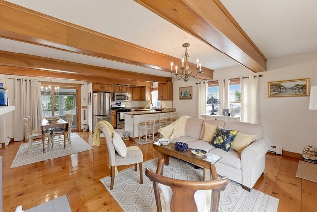 770 Rocky Hill Rd, Plymouth, MA 02360