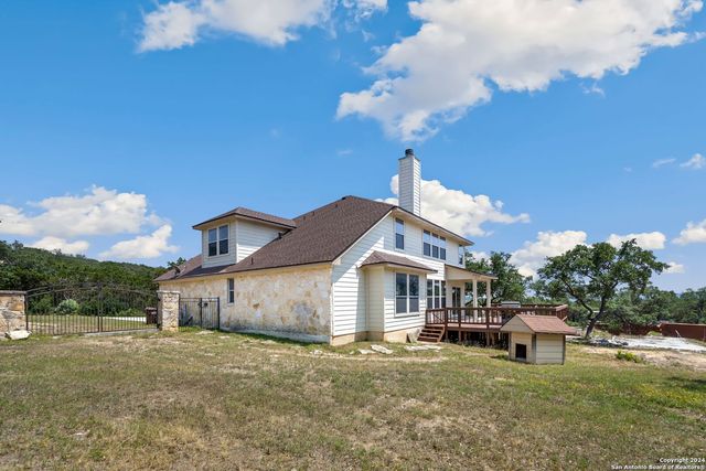 17132 Bandera Rd, Helotes, TX 78023