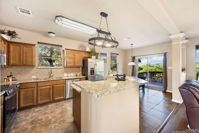 17132 Bandera Rd, Helotes, TX 78023