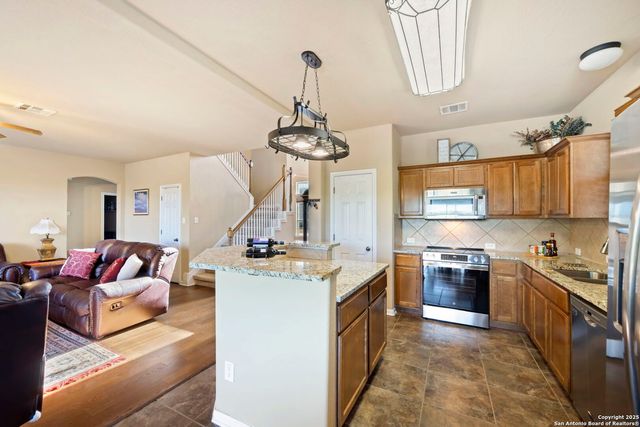 17132 Bandera Rd, Helotes, TX 78023