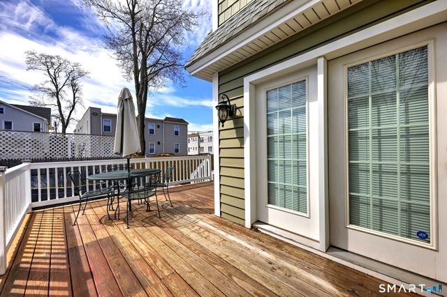 40 Yale Street, Stratford, CT 06615