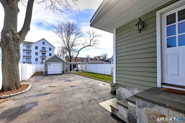 40 Yale Street, Stratford, CT 06615