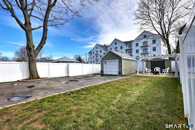 40 Yale Street, Stratford, CT 06615
